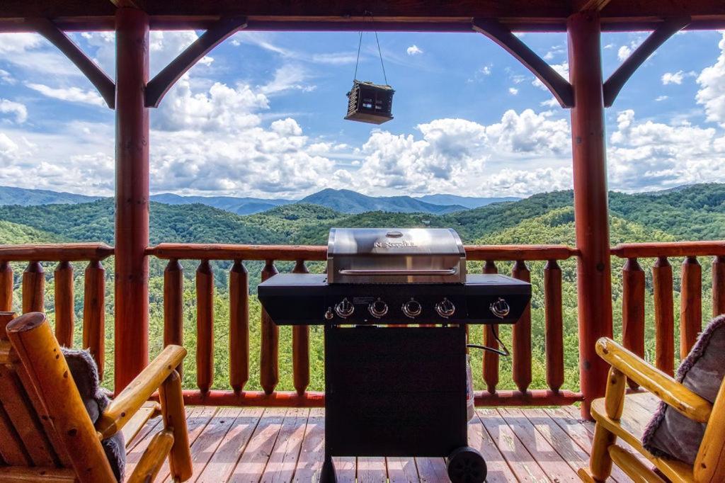 Endless View- Amazing Panoramic Mountain Views, Pool Access, Free Area Attraction Tickets Villa Sevierville Exterior photo